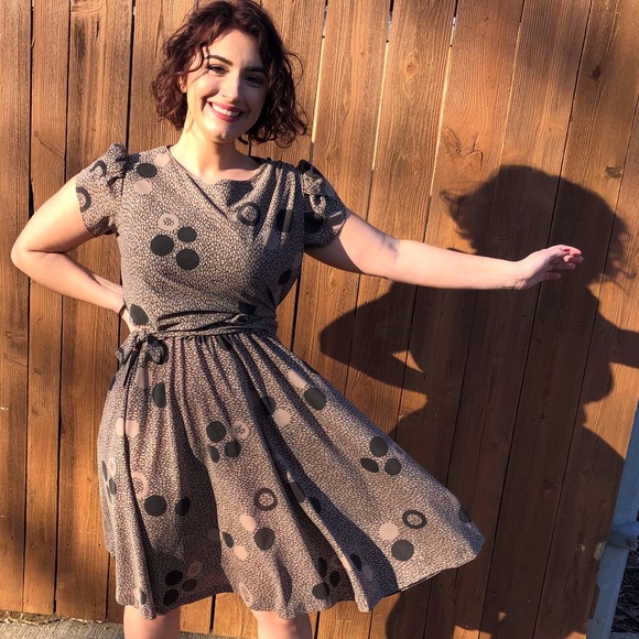 Vintage Knee length Dress with Circles Design - Picture 1 of 1